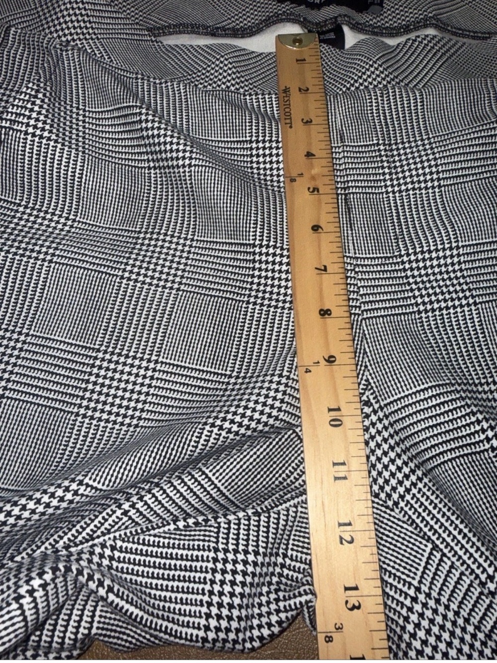 Torrid Women's Sz 2R Pull On Flat Front Career Pant Black / White Houndstooth - Picture 11 of 13
